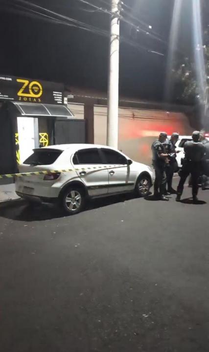 Foto 2 de 9 — Morre comerciante baleado em assalto no Centro de Araraquara